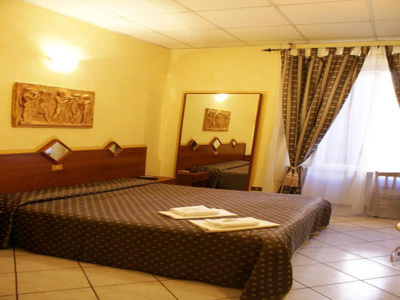Hotel Farini Rome Buitenkant foto