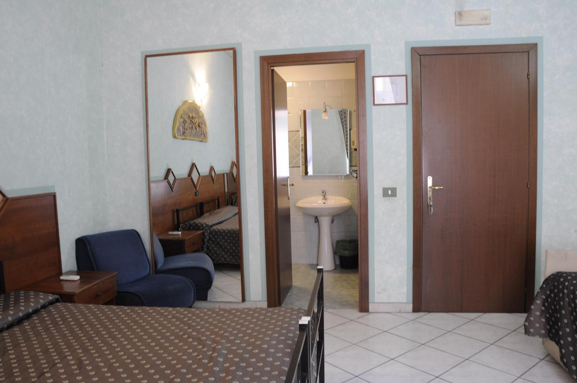 Hotel Farini Rome Kamer foto