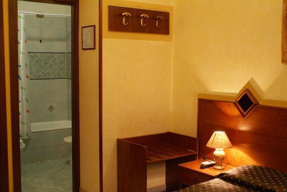 Hotel Farini Rome Buitenkant foto