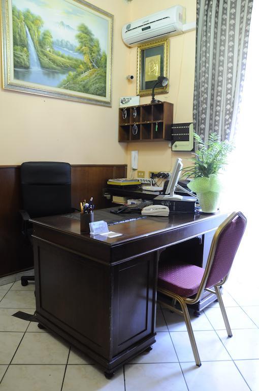 Hotel Farini Rome Buitenkant foto